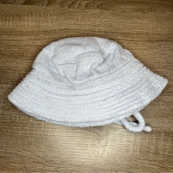 Levi's Terry Bucket Hat with Poster Logo - Picture 5 of 6